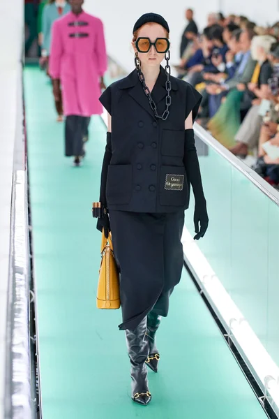 Look 67